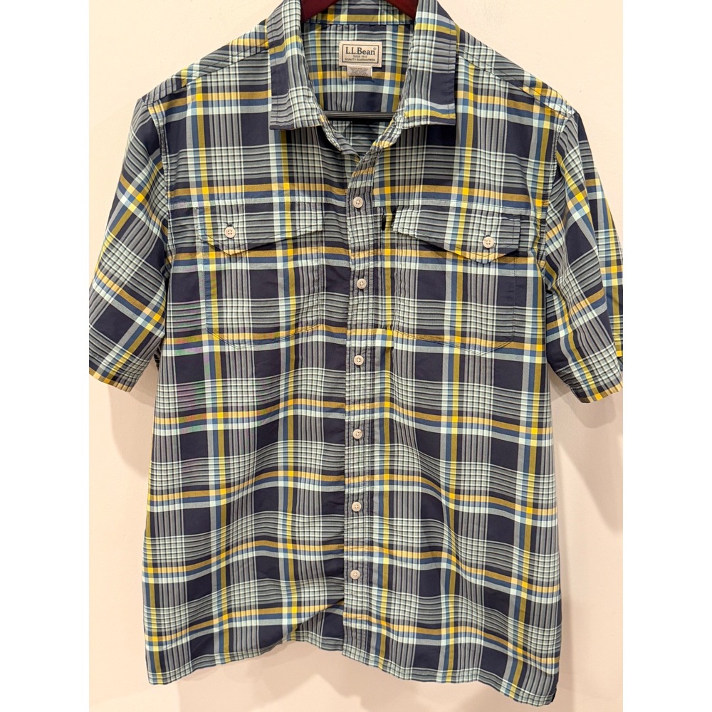 LL Bean Mens Large Plaid Short Sleeve Button Down Fishing Hiking Shirt Navy